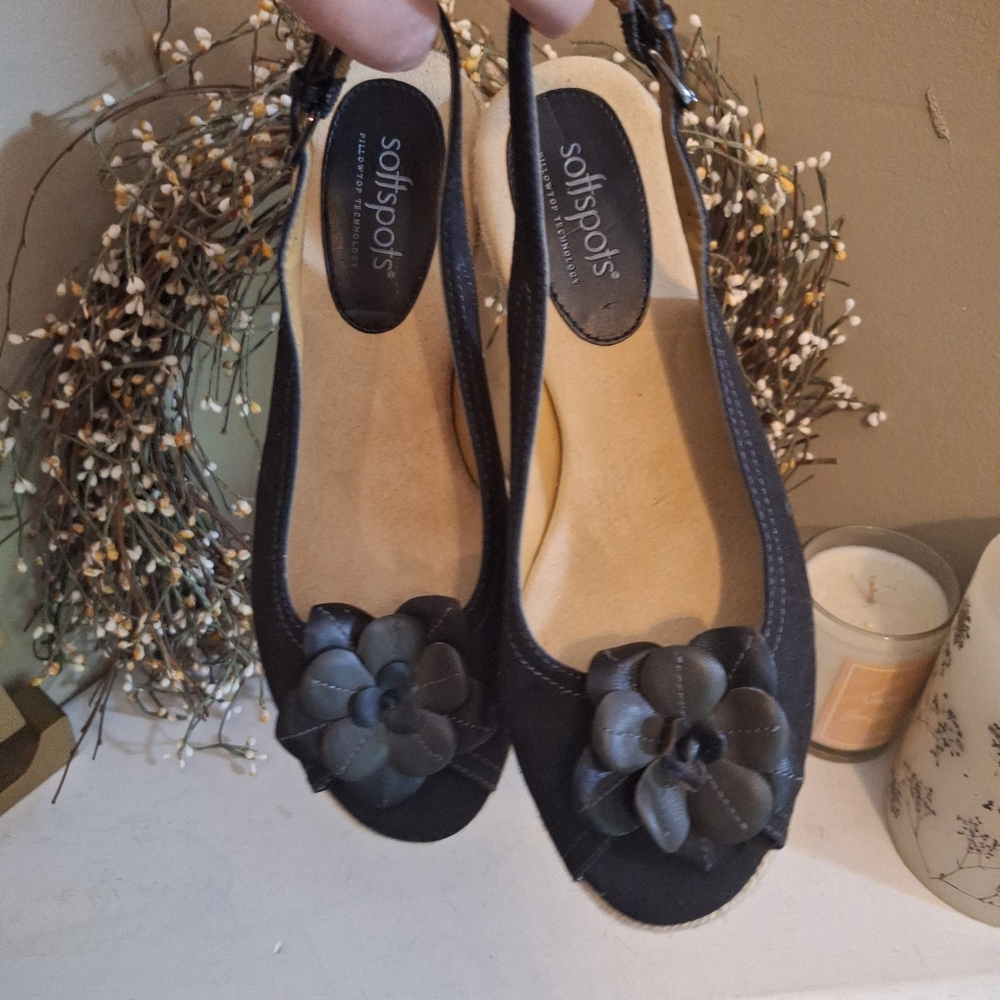 Softspots Black Espadrilles Canvas Sling Back Style 7.5 CUTE! - Picture 5 of 16